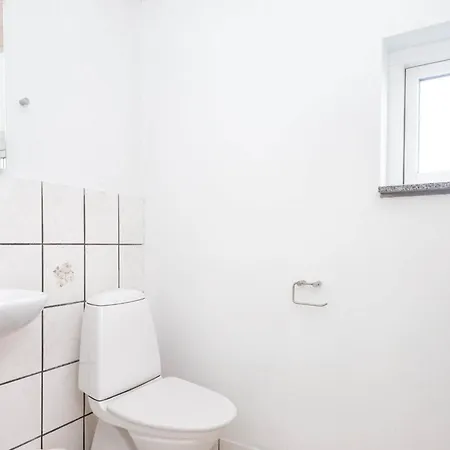 8 Person Holiday In B Rkop