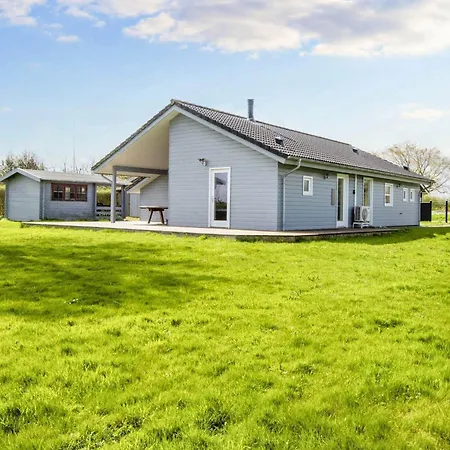 8 Person Holiday In B Rkop بيت للعطل *